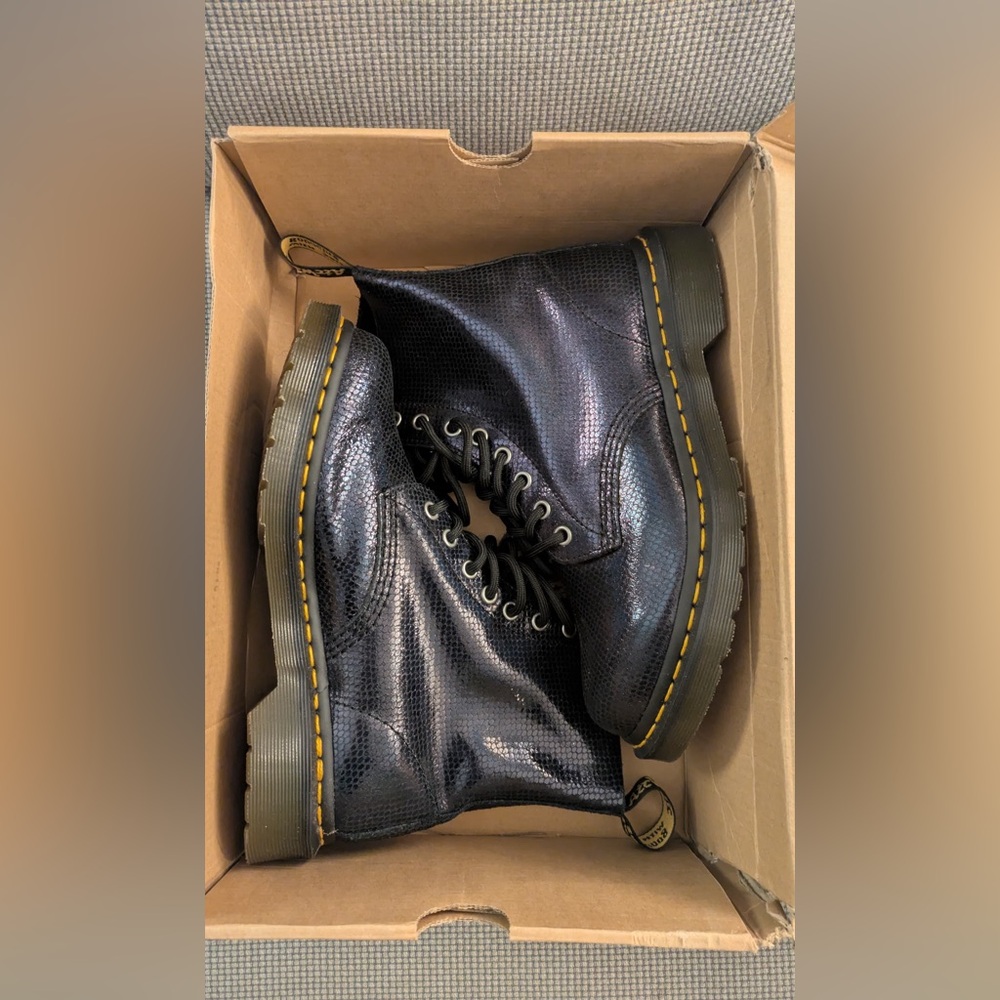 Brand new Doc Martens 1460 Pascal UK 5 US 7 EU 38 Iridescent dark blue